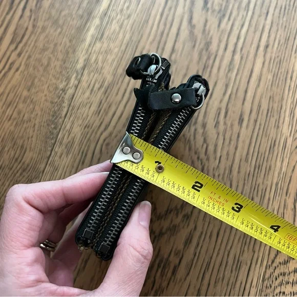 Black and Brown Unisex Pocket Wallet with zippers and compartments - Picture 6 of 10